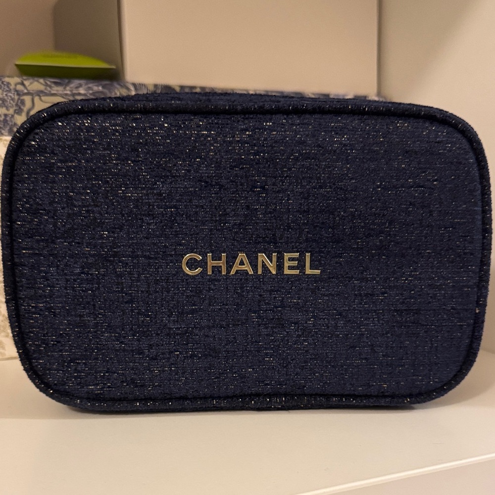 CHANEL Midnight Blue Glitter Pouch